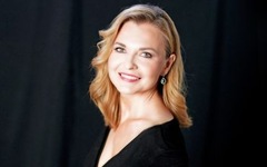 Artysta:  PATRYCJA KRZESZOWSKA-KUBIT