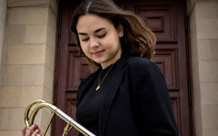 Artysta: Julia Mosińska