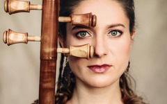 Artysta: Karolina Matuszkiewicz