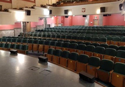 Obiekt: Sala widowiskowa w Wapnie - Wapno