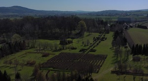 ZAPACH WIOSNY W LUSŁAWICACH – ZWIEDZANIE