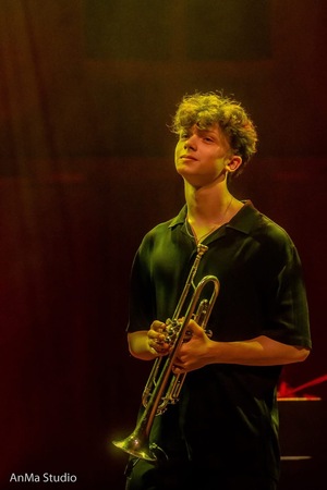 A - VIII KONCERT AKADEMICKI MUZYCZNA PODRÓŻ DOOKOŁA ŚWIATA