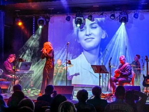 KONCERT PIOSENKI I MUZYKI FILMOWEJ