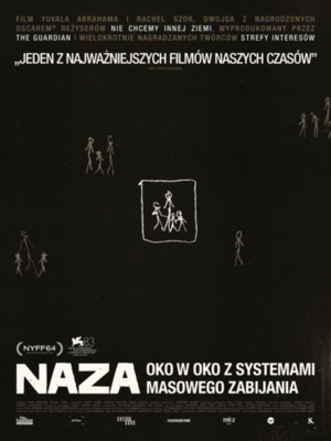 Klimatyczne, nocne ujęcie z filmu. Dwie ciemne sylwetki na pierwszym planie na dachu, zwrócone do siebie. Tło to błyszcząca panorama metropolii pod dramatycznym, zachmurzonym niebem.