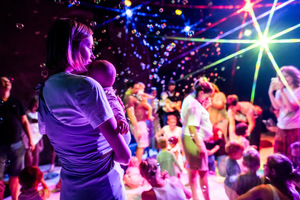 warsztaty: AURORA / Bartosz Dopytalski / Poznań / wiek: 6-18 miesięcy / FESTIWAL NAJMŁODSZYCH 2025