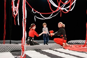 Spektakl: NIEWIDZIALNY ŚWIAT / Dansema Dance Theatre / Litwa / FESTIWAL NAJMŁODSZYCH 2024 - 2024-07-05 16:00 - Poznań