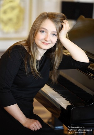 Recital Mistrzowski z okazji Dnia Niepodległości/210 rocznica ur. F. Chopina