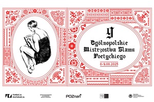 Po lewej stronie grafiki siedzi kobieta. Jest odwrócona tyłem, zapisuje coś na kartce. Na prawo napis: 9 Ogólnopolskie Mistrzostwa Slamu Poetyckiego oraz daty wydarzenia. Dookoła czerwona obwódka i ludowe motywy kwiatowe. Poniżej pasek z logotypami