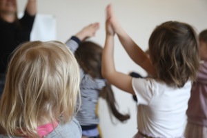 STREFA ZABAWY  Warsztaty muzyczno-taneczne dla dzieci „My się zimy nie boimy i wesoło zatańczymy”