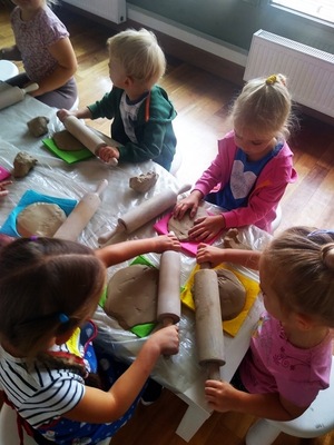 STREFA ZABAWY „Tulipany” – warsztaty ceramiczne dla dzieci w wieku 3‒5 lat