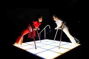 OBECNOŚĆ: „Thank You Very Much” – Claire Cunningham (National Theatre of Scotland i Manchester International Festival)