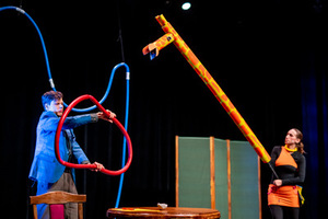 Odwiedziny Żyrafy / spektakl z zabawą teatralną