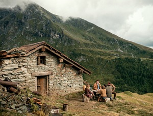 Osiem gór (mała sala)