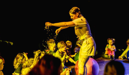 Hop w Kosmos, spektakl dla dzieci.