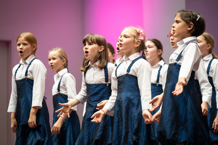 Bilety na wydarzenie - Skowroneczki Budzą Wiosnę - Koncert Chóru Małe Skowronki i Skowroneczki, Poznań