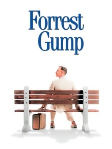 Forrest Gump siedzi na parkowej ławce. U góry niebieski napis z tytułem filmu