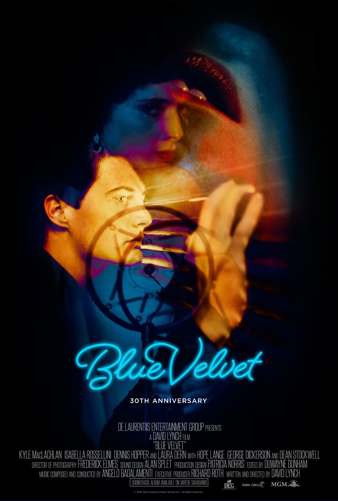 Slider - Film: Kultowe poniedziałki: BLUE VELVET