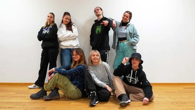 Grupa taneczna "E(leven)MOTIONS" | Twórczy Ferment