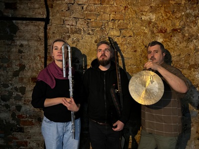 Slider - Koncert: Hajstra Trio ( Doskocz / Ilnicka / Trilla )