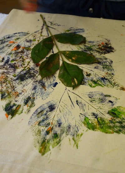 Slider - Wydarzenie: Warsztaty rodzinne : TORBY W LIŚCIE MALOWANE