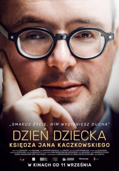 Slider - Film: Dzień dziecka księdza Jana Kaczkowskiego