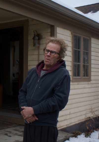 Slider - Film: Father, Mother, Sister, Brother