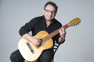 Slider - Koncert: NIE TYLKO O MIŁOŚCI - RECITAL ZBIGNIEWA ZAMACHOWSKIEGO