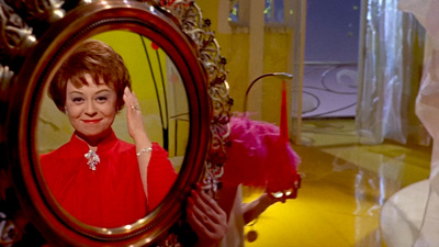 Slider - Film: Giulietta i duchy | Federico Fellini: ciao a tutti! 