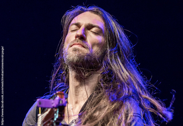 Estas Tonne