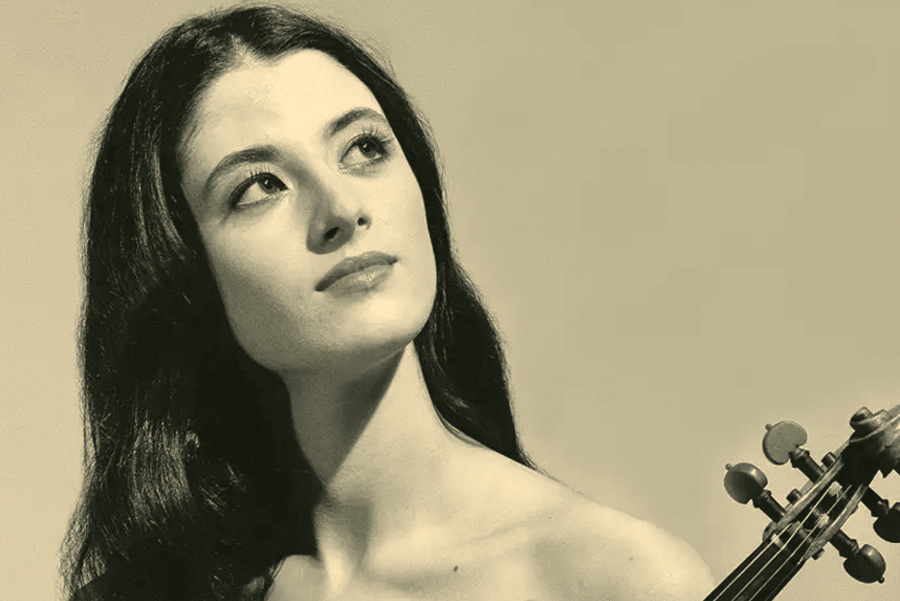 María Dueñas