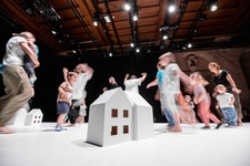 Bilety na: TU MIESZKAMY 